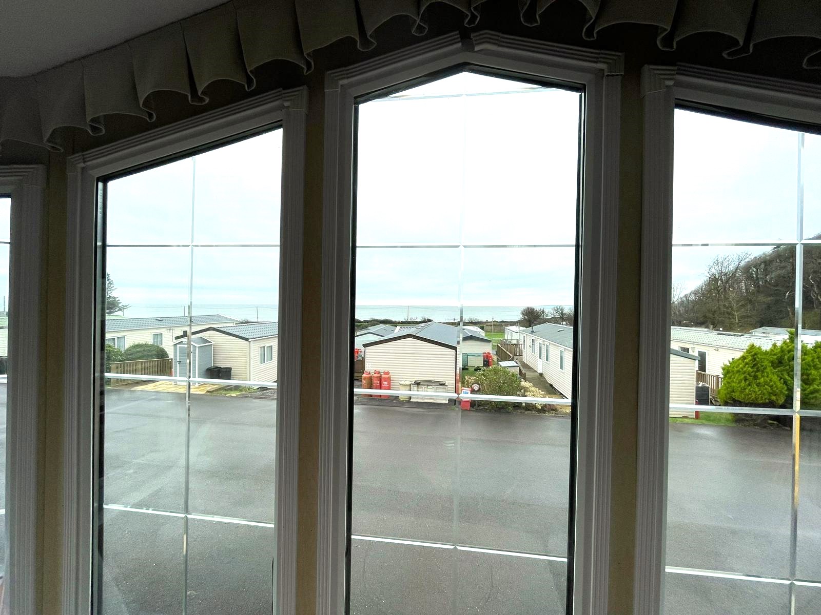 Willerby Aspen Holiday Home For Sale, Amroth Castle